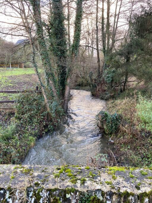 Gite " La Petite Maison" Livry  Buitenkant foto