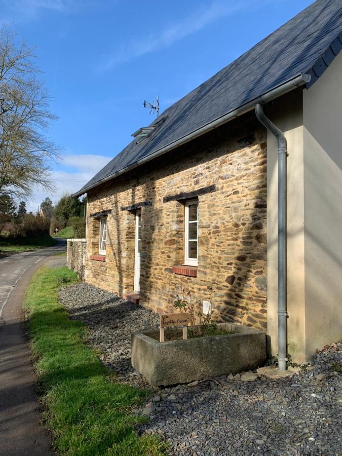 Gite " La Petite Maison" Livry  Buitenkant foto